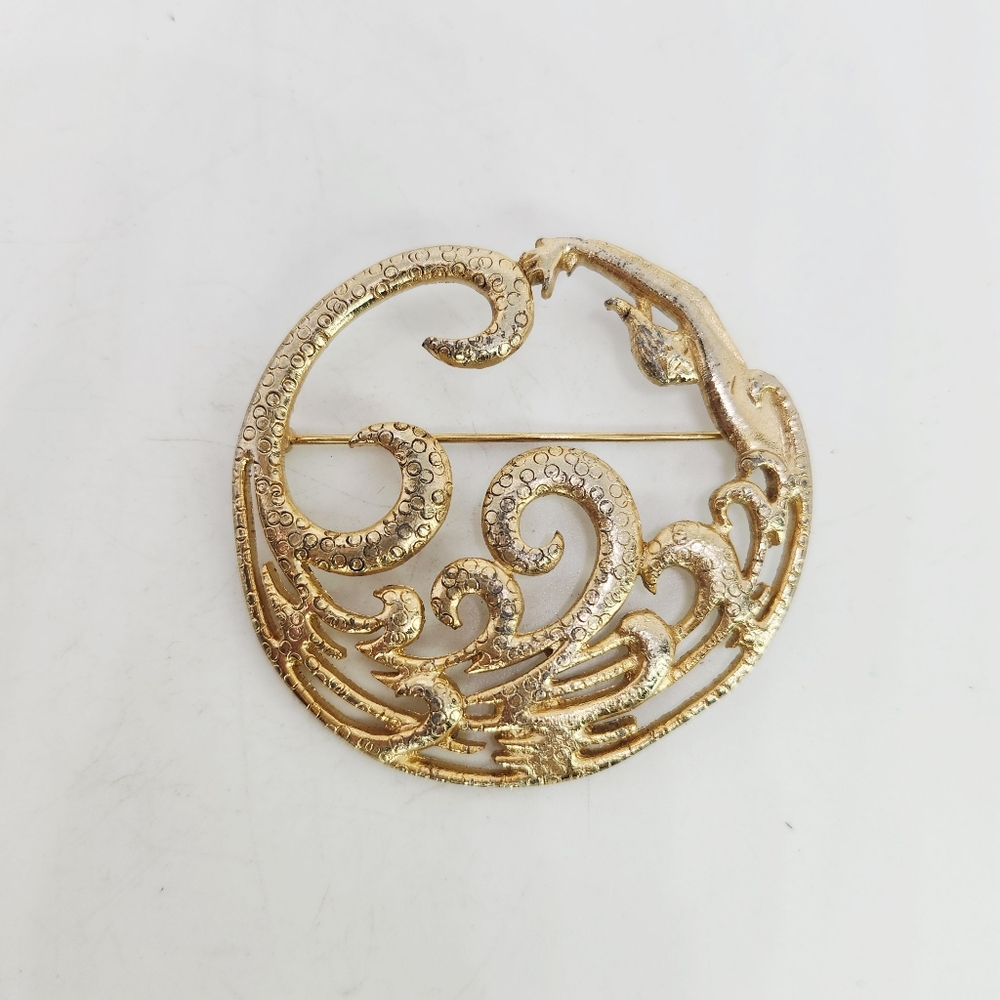 Vintage Signed M JENT Gold Toned Mermaid Siren Brooch Swirl Pin Round Textured
